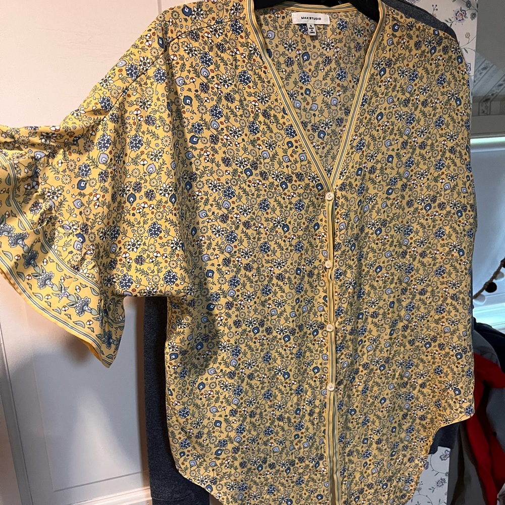 Max Studio Crop Top, Size S